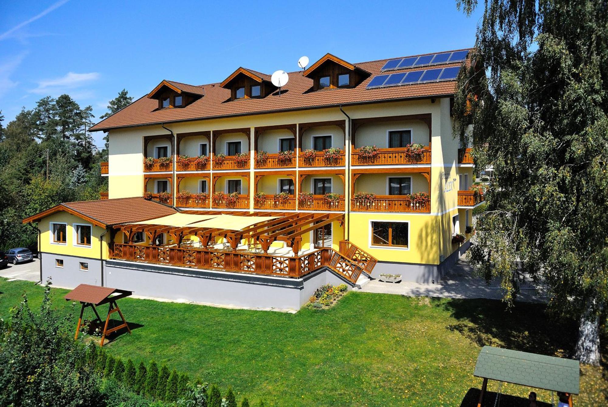 Hotel Alex Sankt Kanzian am Klopeiner See Екстер'єр фото