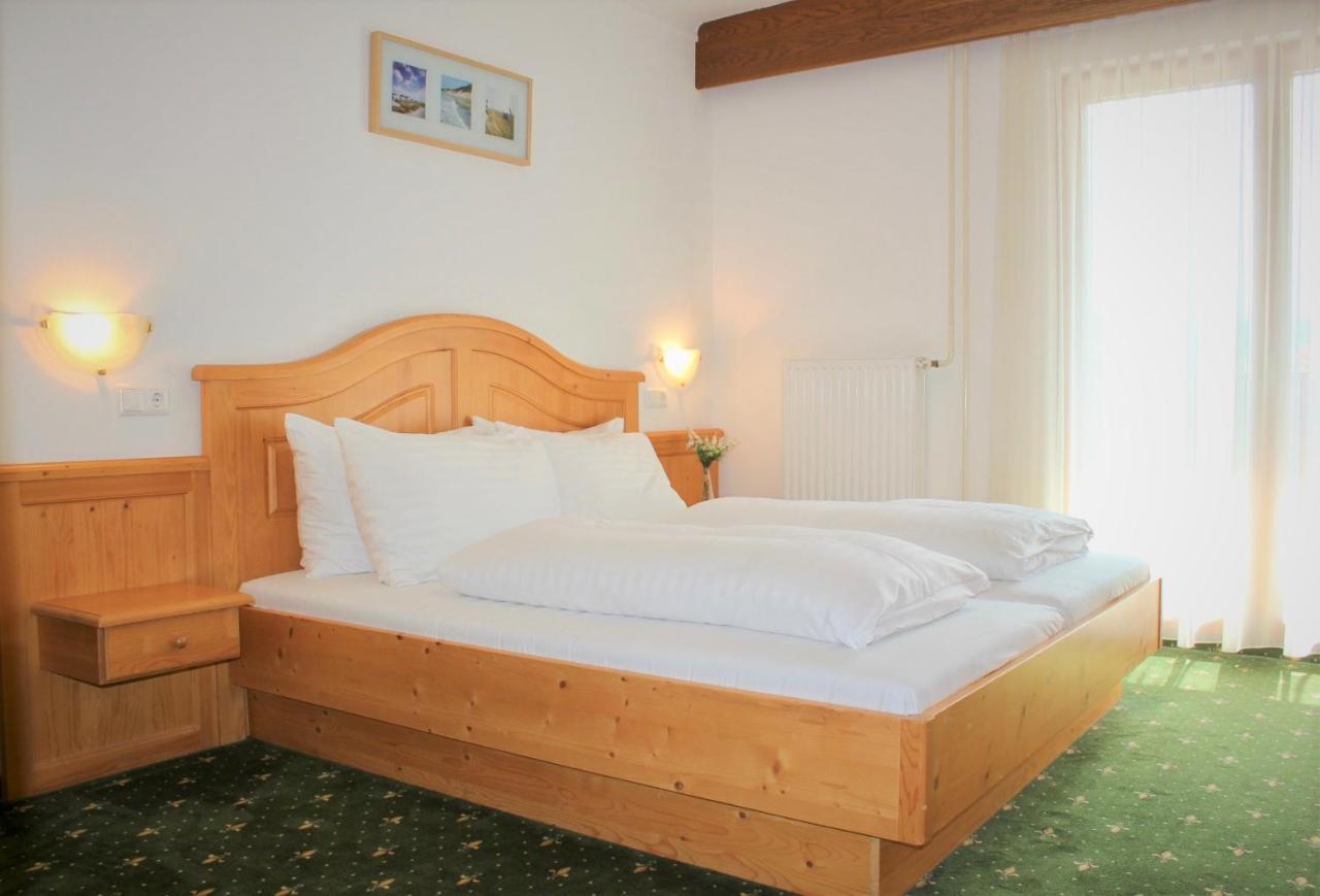 Hotel Alex Sankt Kanzian am Klopeiner See Екстер'єр фото